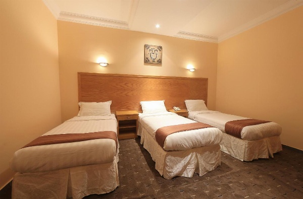 Snood Al Azizyh Hotel image 4